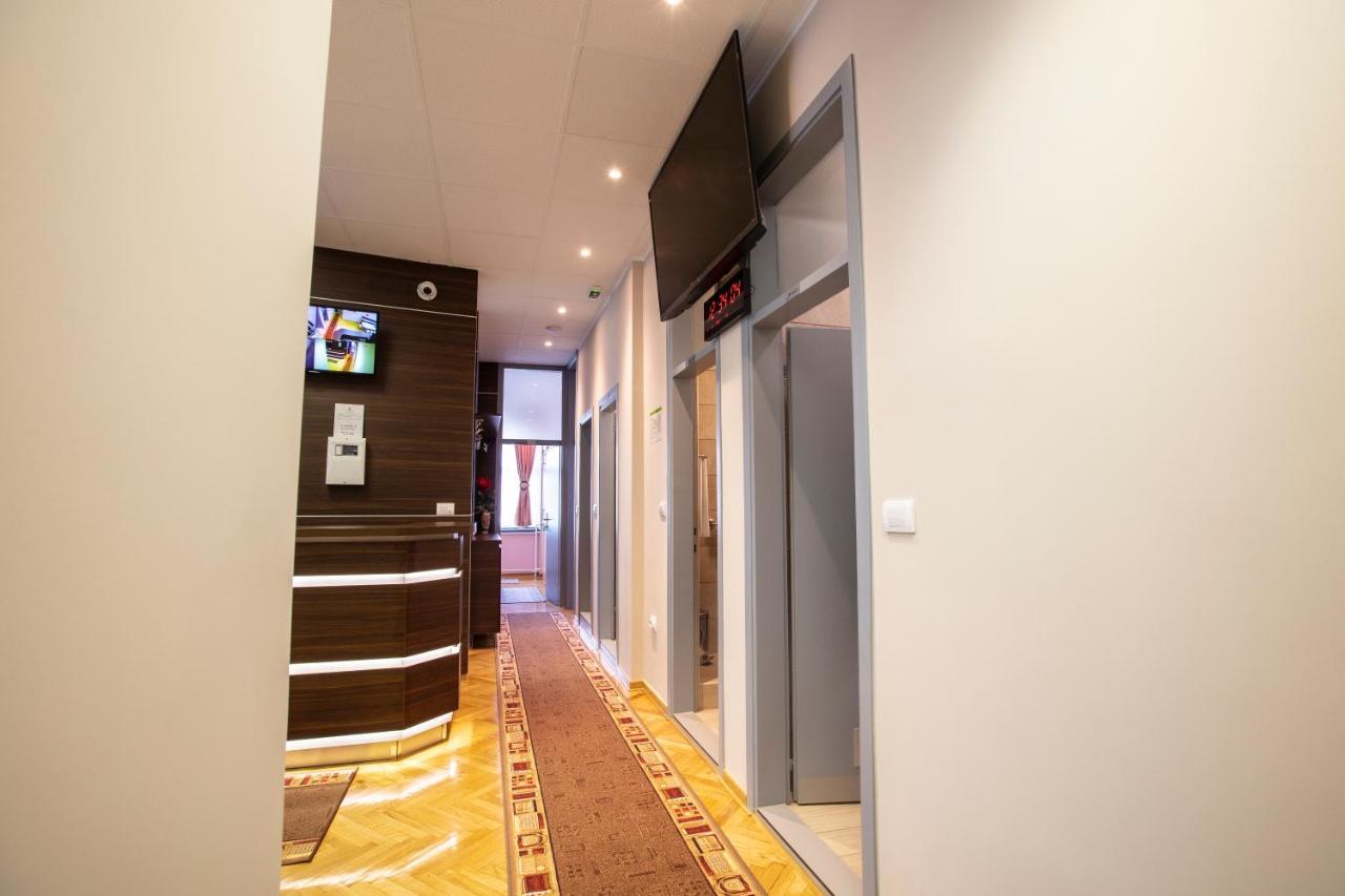 Hostel Amd Belgrád Kültér fotó
